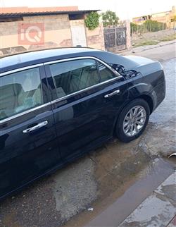 کرایسلەر 300